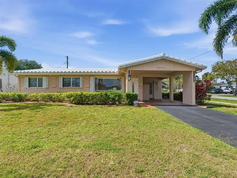 3222 Wilson Street Hollywood FL 33021