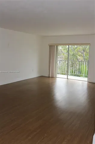 9611 SW 77th Avenue Miami FL 33156