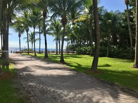 100 Sunrise Drive Key Biscayne FL 33149