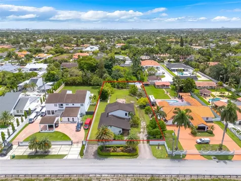 3285 SW 132nd Avenue Miami FL 33175