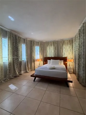 7710 Harding Avenue Miami Beach FL 33141