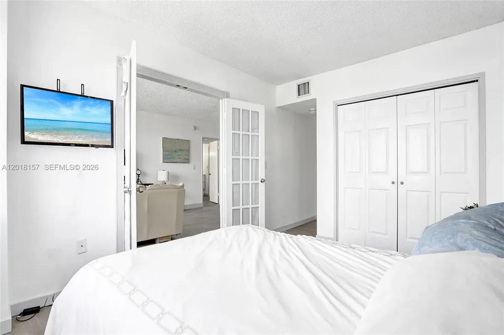 3725 S Ocean Drive Hollywood FL 33019