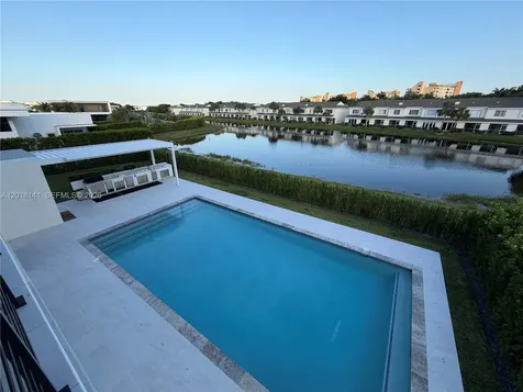 16786 Natures Way Weston FL 33326