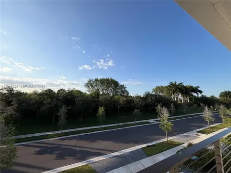 16786 Natures Way Weston FL 33326