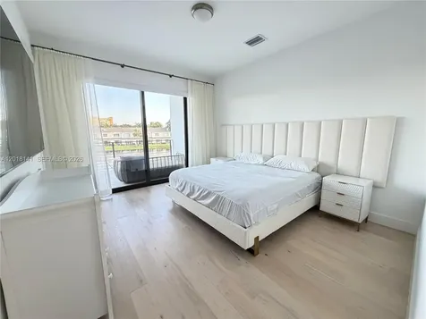 16786 Natures Way Weston FL 33326