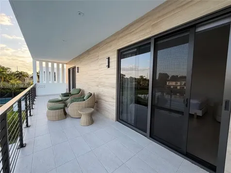 16786 Natures Way Weston FL 33326