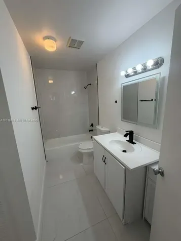 7160 NW 179th Street Hialeah FL 33015