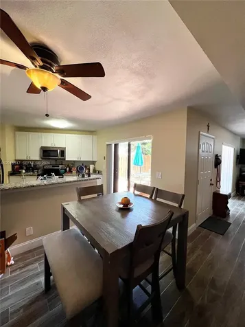 192 Springdale Circle Palm Springs FL 33461