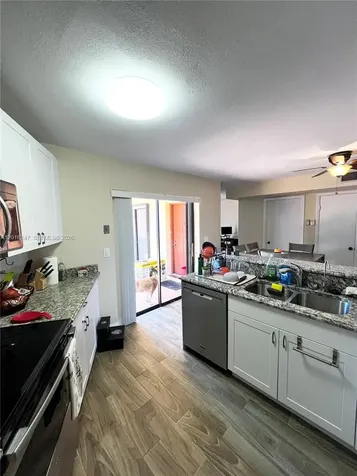 192 Springdale Circle Palm Springs FL 33461