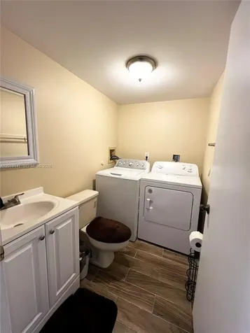 192 Springdale Circle Palm Springs FL 33461