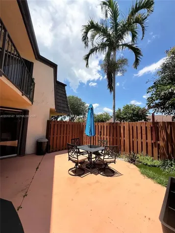 192 Springdale Circle Palm Springs FL 33461