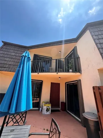 192 Springdale Circle Palm Springs FL 33461