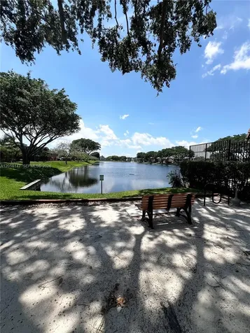 192 Springdale Circle Palm Springs FL 33461