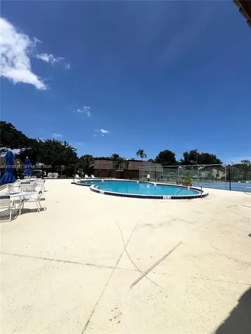 192 Springdale Circle Palm Springs FL 33461