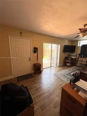 192 Springdale Circle Palm Springs FL 33461