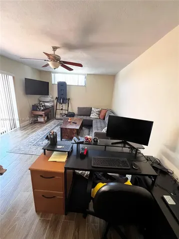 192 Springdale Circle Palm Springs FL 33461
