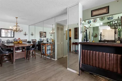 6841 SW 147th Avenue Miami FL 33193