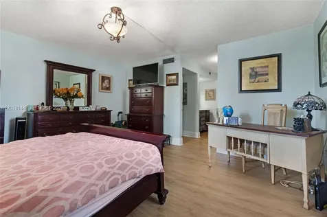 6841 SW 147th Avenue Miami FL 33193