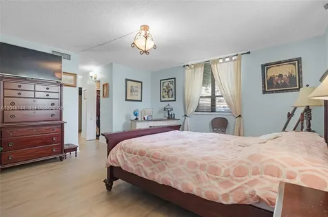 6841 SW 147th Avenue Miami FL 33193