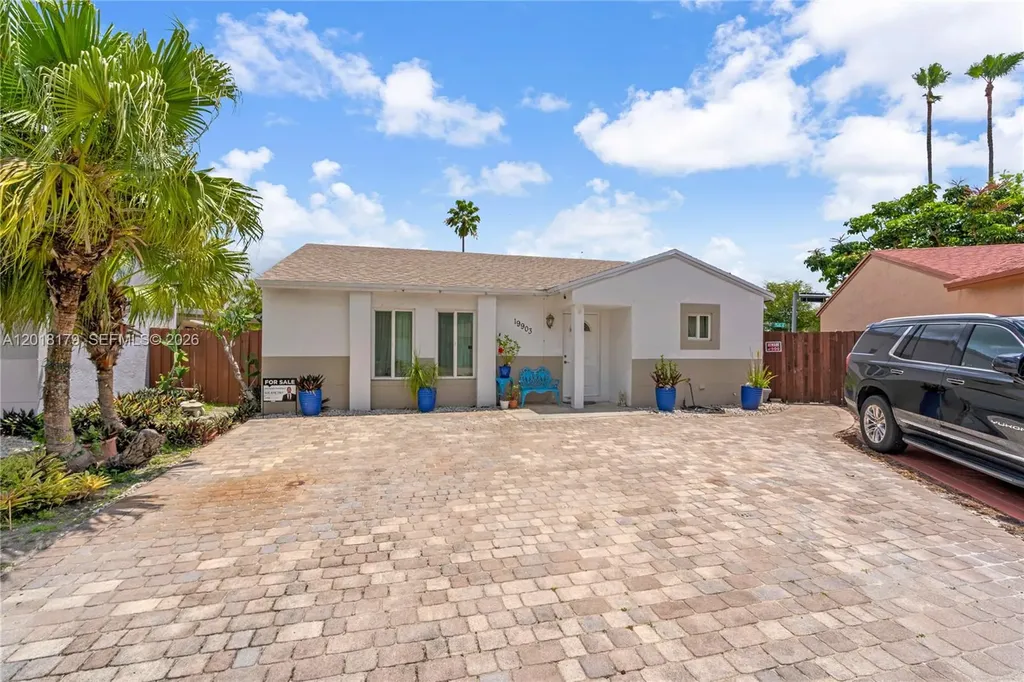 19903 NW 67th Court Hialeah FL 33015