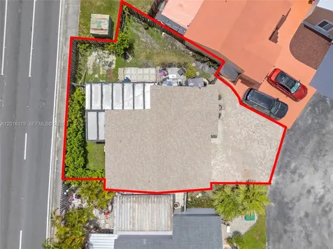 19903 NW 67th Court Hialeah FL 33015