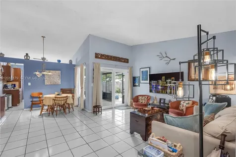 19903 NW 67th Court Hialeah FL 33015