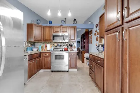 19903 NW 67th Court Hialeah FL 33015