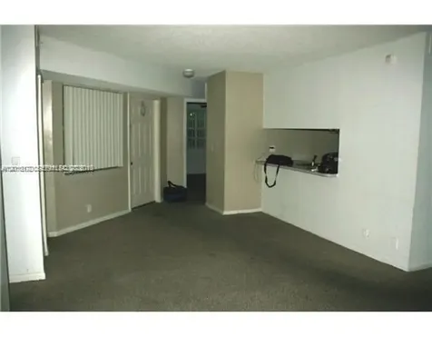 365 SW 86th Avenue Pembroke Pines FL 33025
