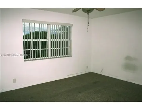 365 SW 86th Avenue Pembroke Pines FL 33025