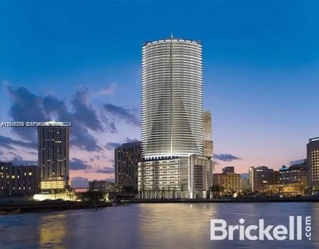 200 Biscayne Boulevard Way Miami FL 33131