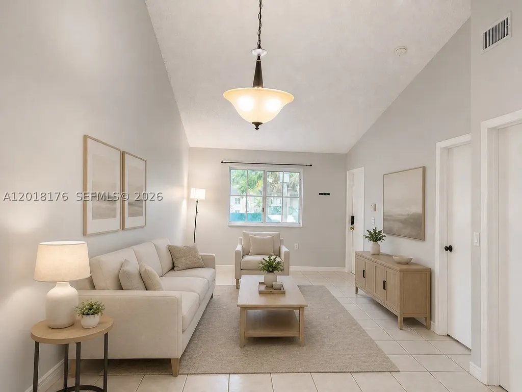 2151 NW 77th Way Pembroke Pines FL 33024
