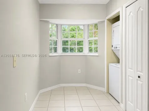 2151 NW 77th Way Pembroke Pines FL 33024