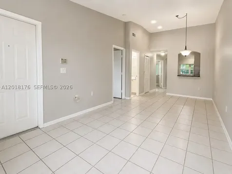 2151 NW 77th Way Pembroke Pines FL 33024