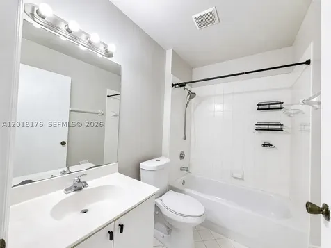 2151 NW 77th Way Pembroke Pines FL 33024