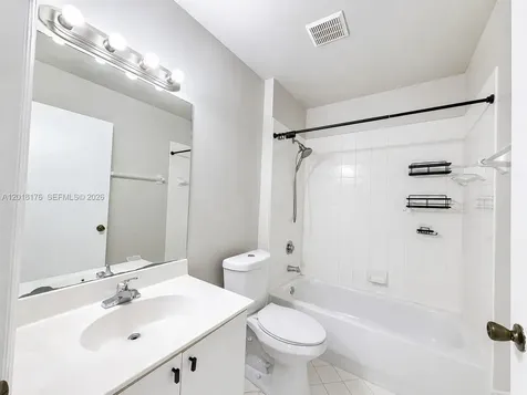 2151 NW 77th Way Pembroke Pines FL 33024