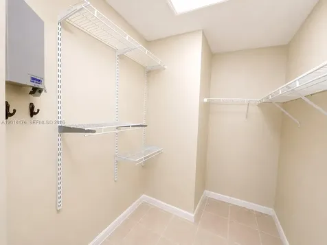 2151 NW 77th Way Pembroke Pines FL 33024