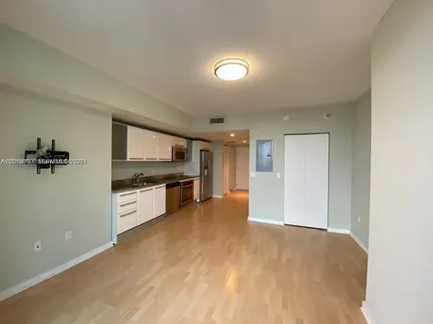 185 SW 7th Street Miami FL 33130