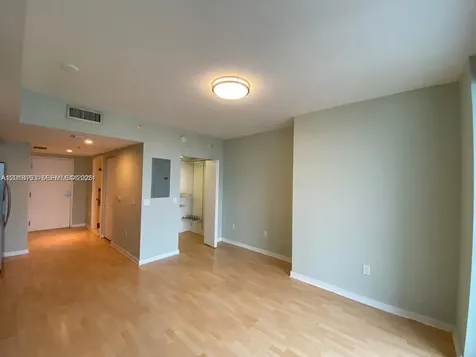185 SW 7th Street Miami FL 33130
