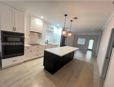 897 E 20th Street Hialeah FL 33013
