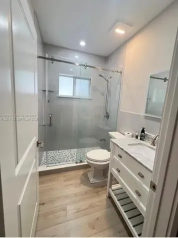 897 E 20th Street Hialeah FL 33013