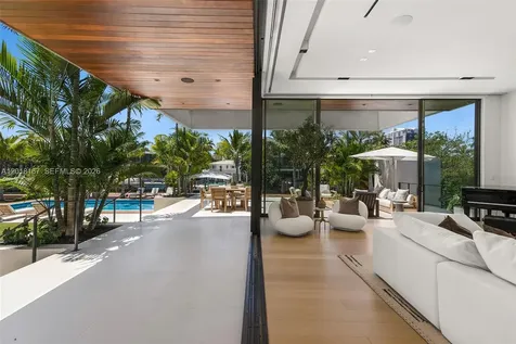 1420 W 23rd Street Miami Beach FL 33140