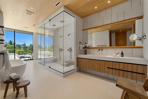 1420 W 23rd Street Miami Beach FL 33140