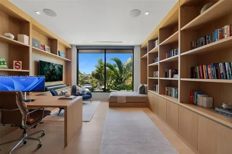 1420 W 23rd Street Miami Beach FL 33140