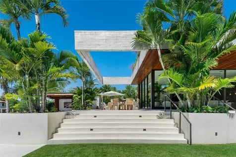 1420 W 23rd Street Miami Beach FL 33140