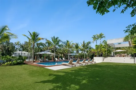 1420 W 23rd Street Miami Beach FL 33140