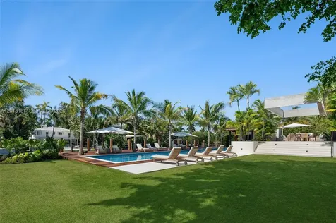 1420 W 23rd Street Miami Beach FL 33140