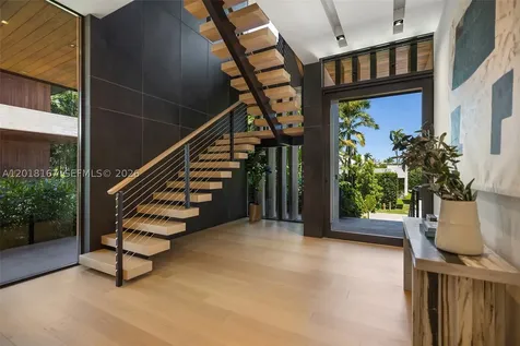 1420 W 23rd Street Miami Beach FL 33140