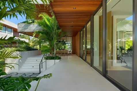 1420 W 23rd Street Miami Beach FL 33140