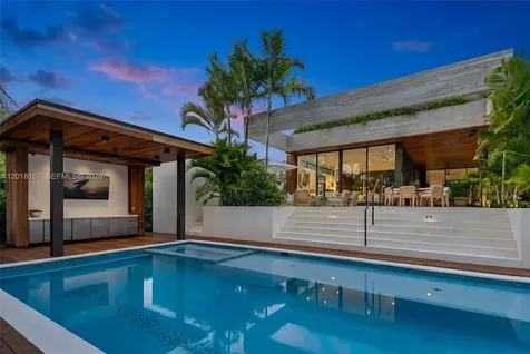 1420 W 23rd Street Miami Beach FL 33140