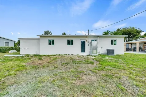 11490 Pinkston Drive Miami FL 33176